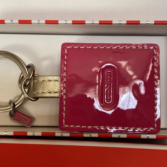 new coach keychain - Picture 5 of 6